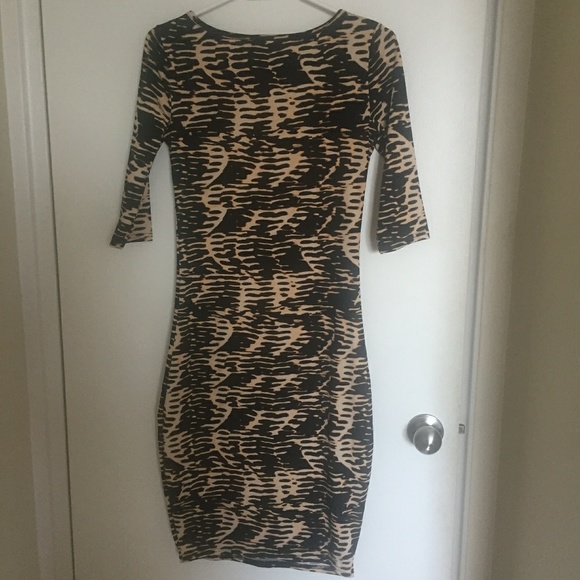 Printed Bodycon Dress - Picture 2 of 3